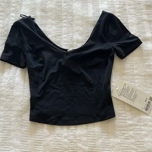 New with tags Lululemon align short sleeve tee
